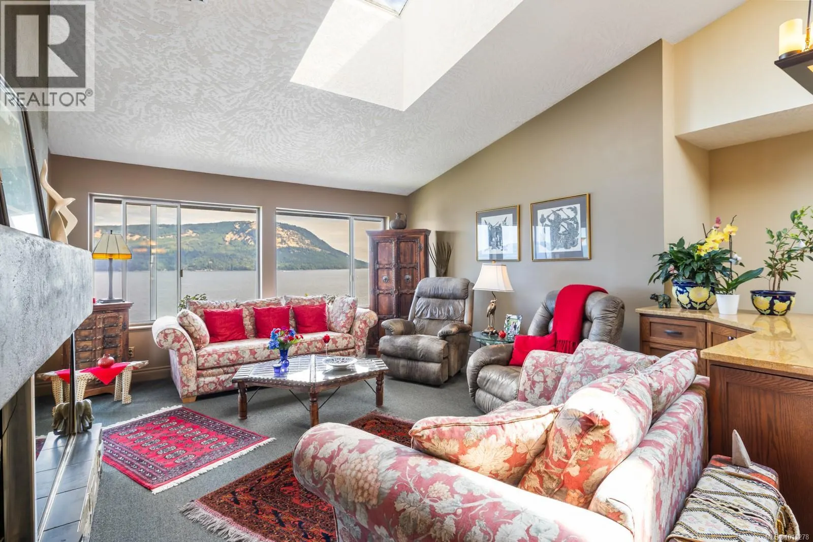 505 Marine View