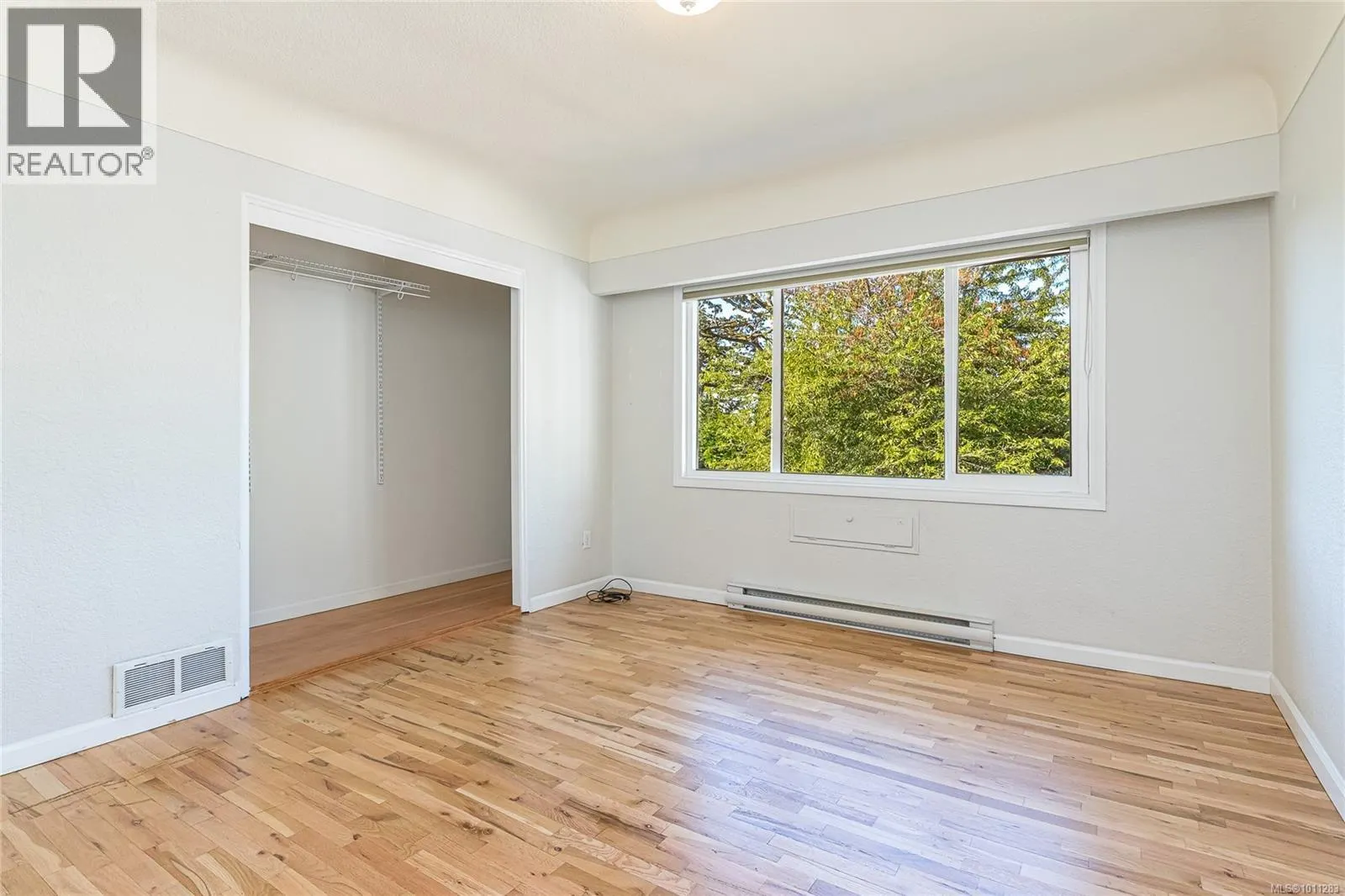 3160 Mars St