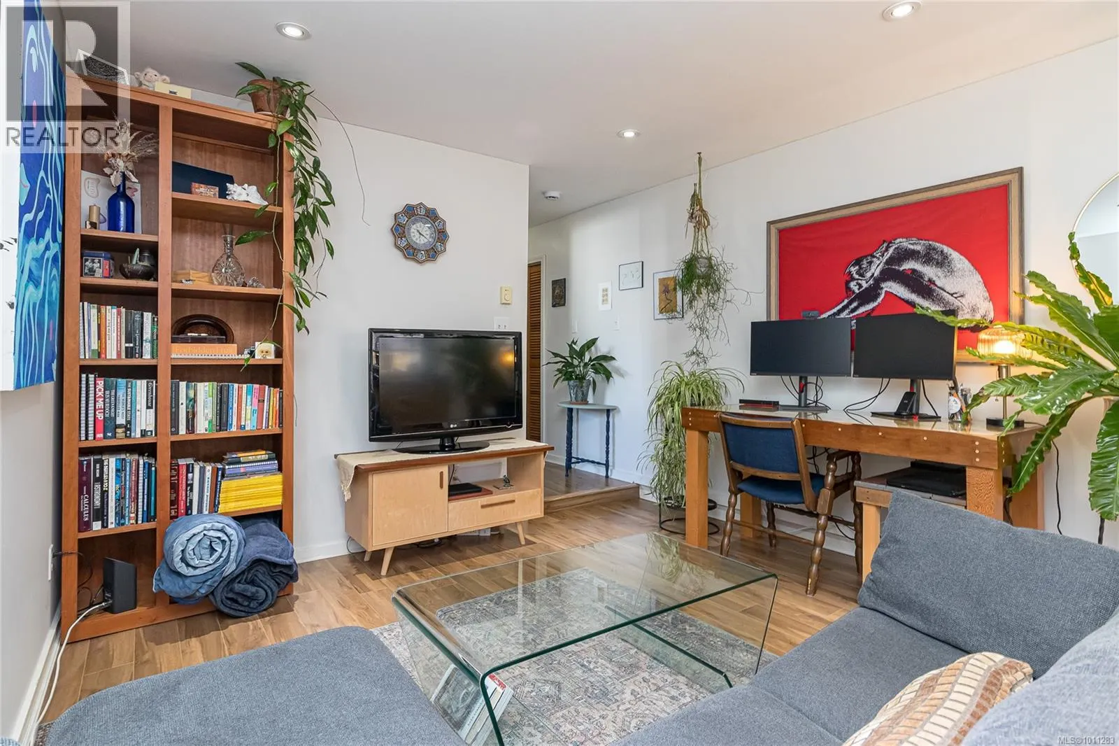 3160 Mars St