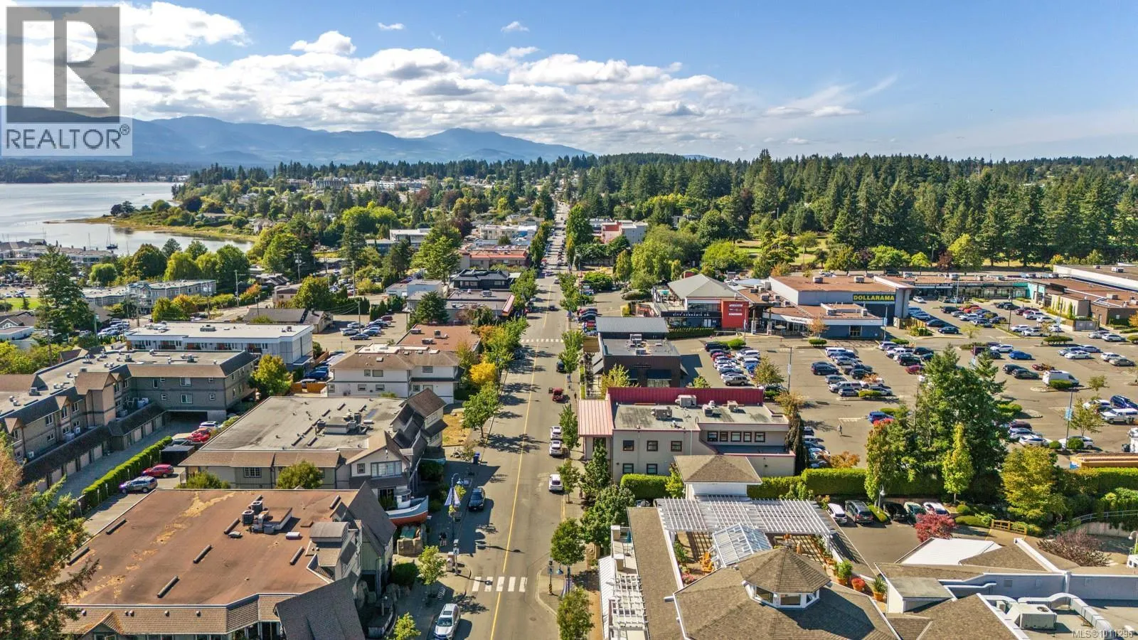 304 1705 Comox Ave