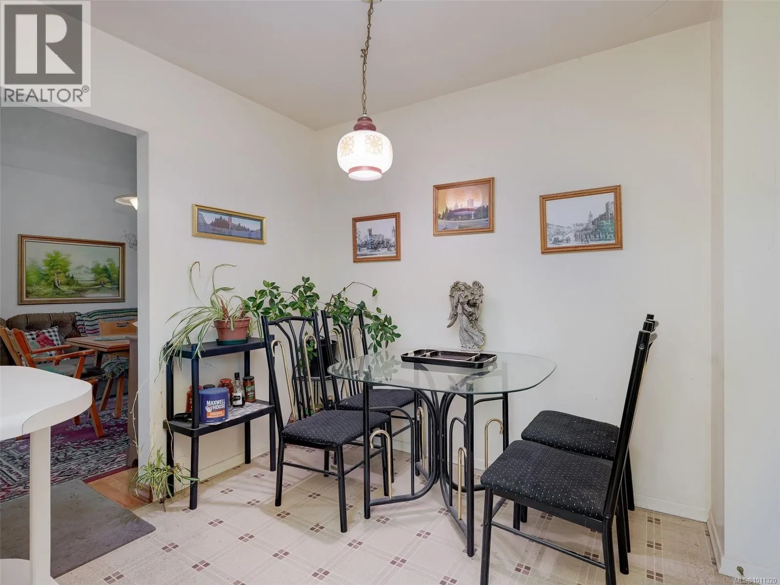 1611 Elm St