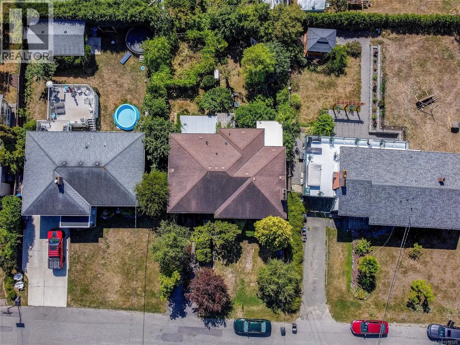 1611 Elm St