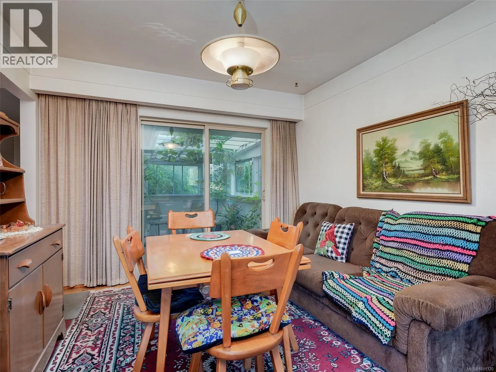 1611 Elm St
