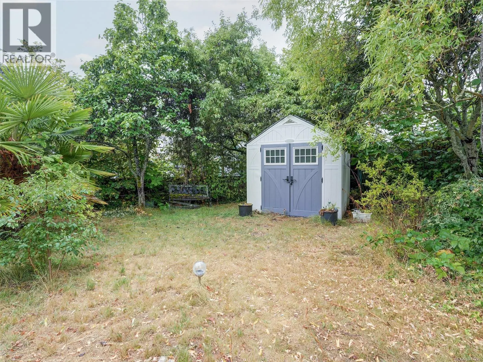 1611 Elm St