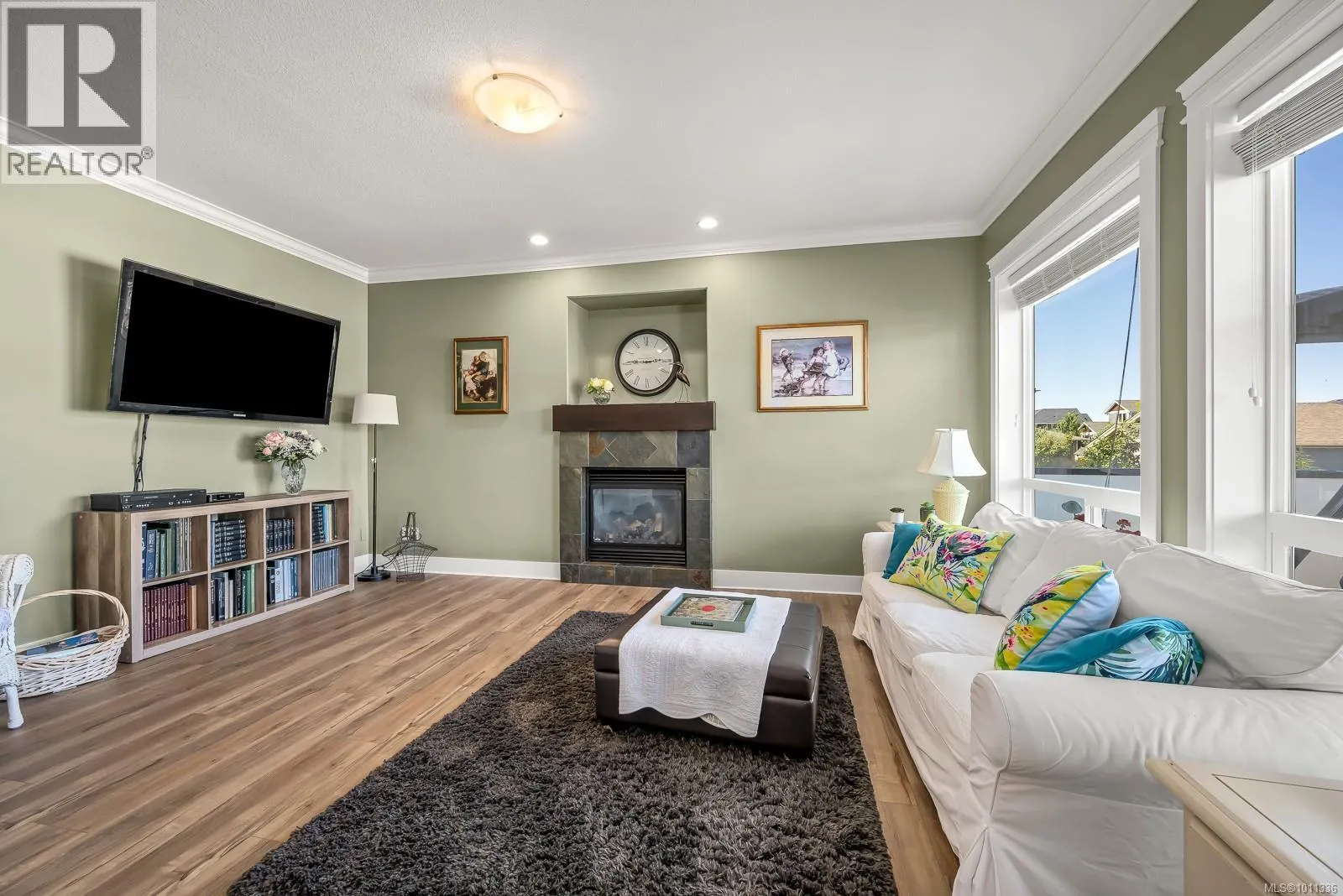 726 Cameleon Dr