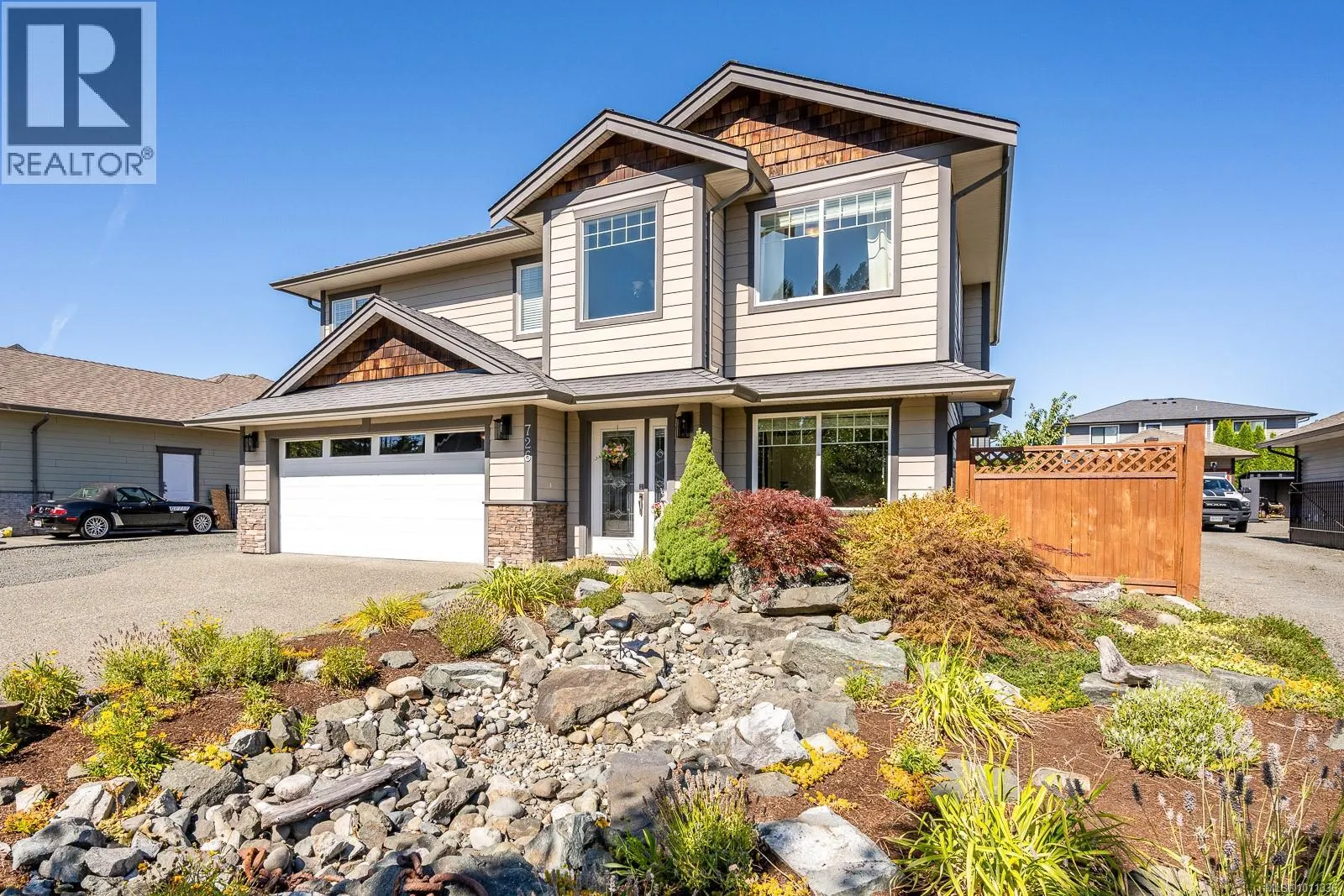 726 Cameleon Dr