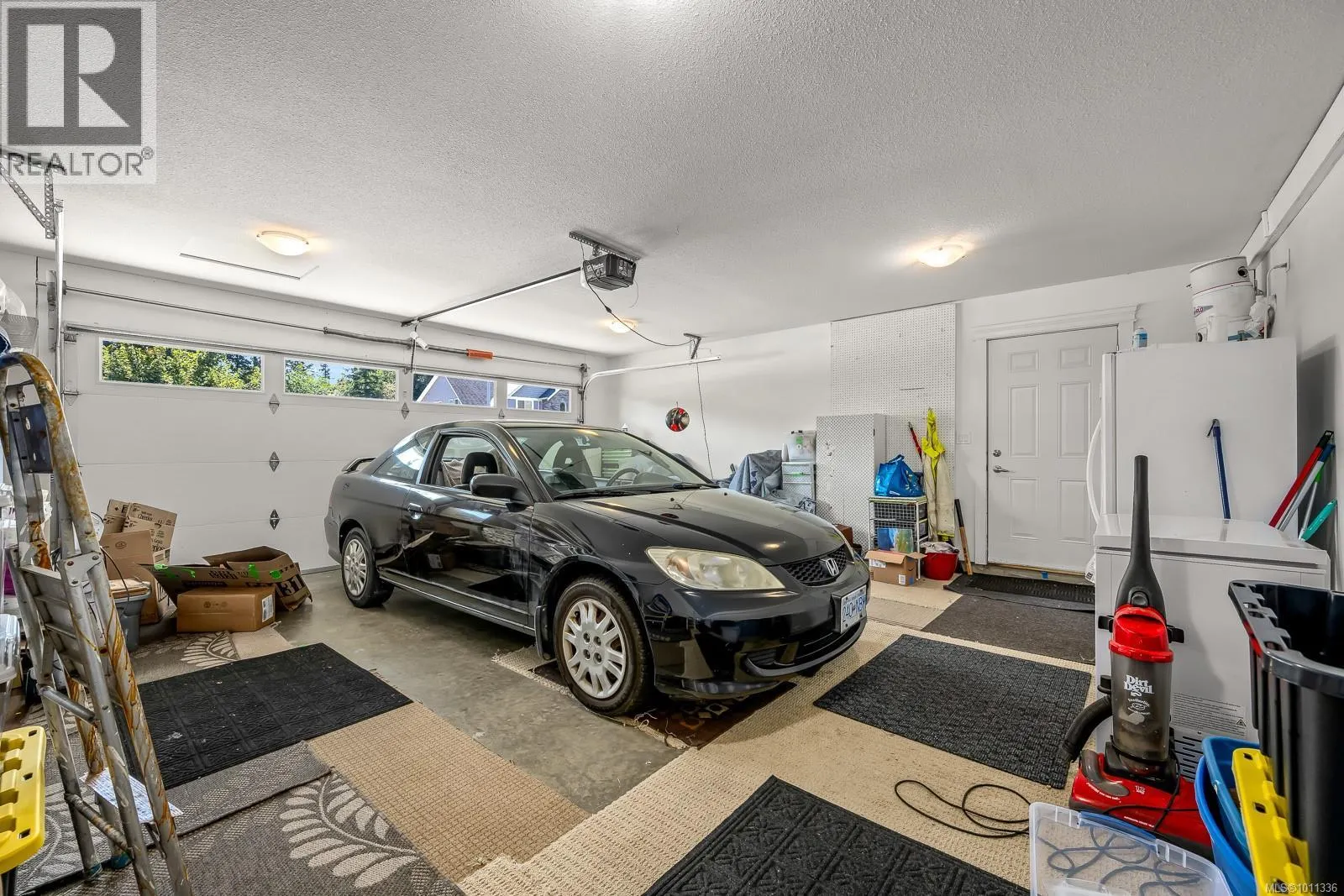 726 Cameleon Dr