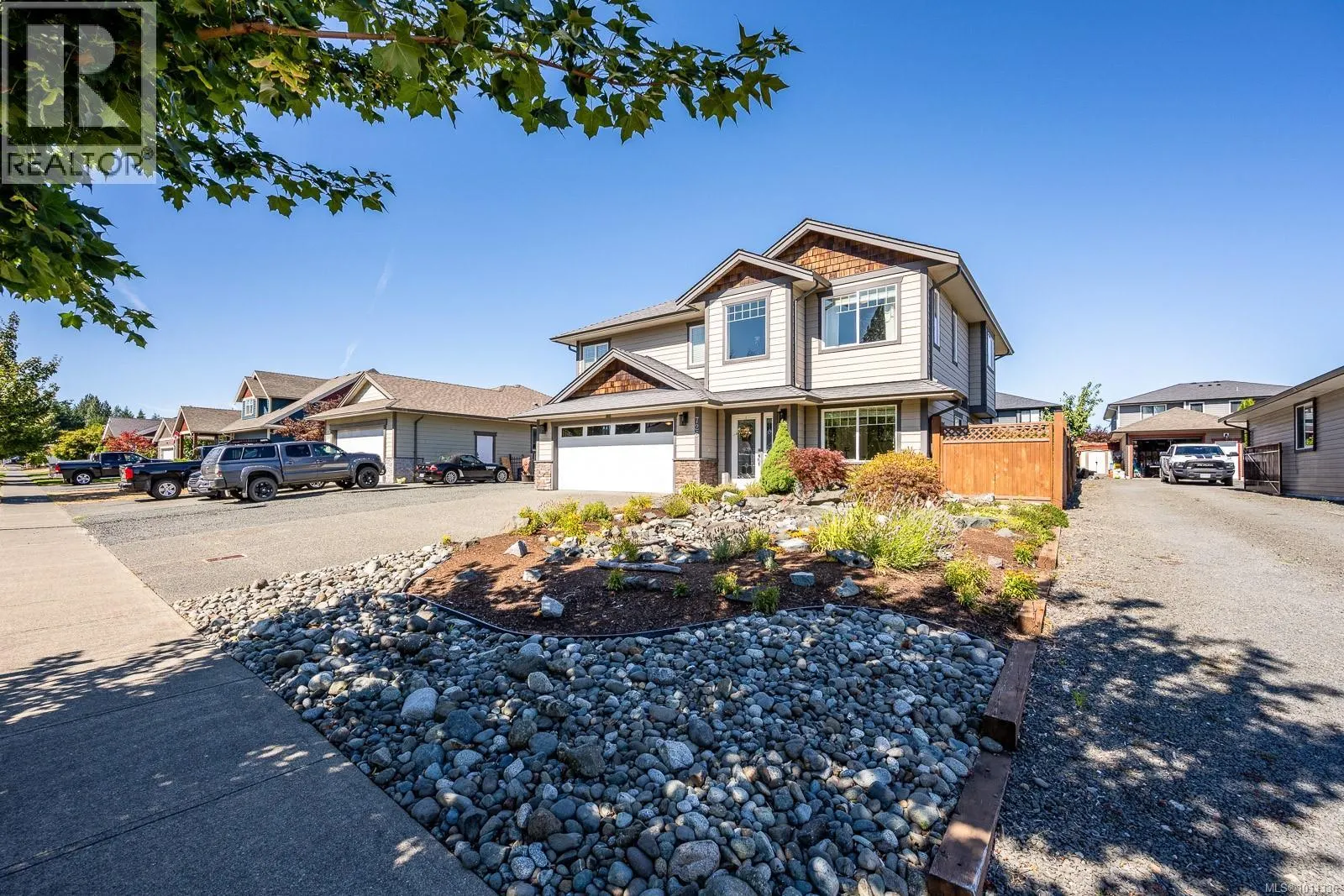 726 Cameleon Dr