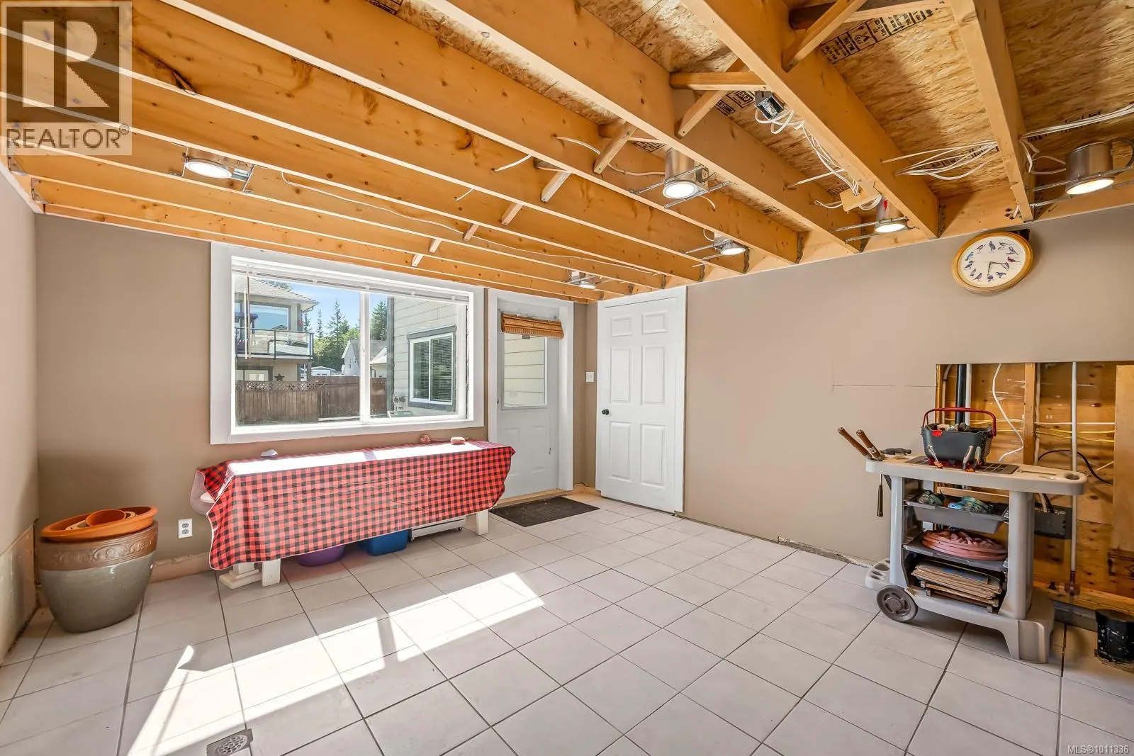 726 Cameleon Dr