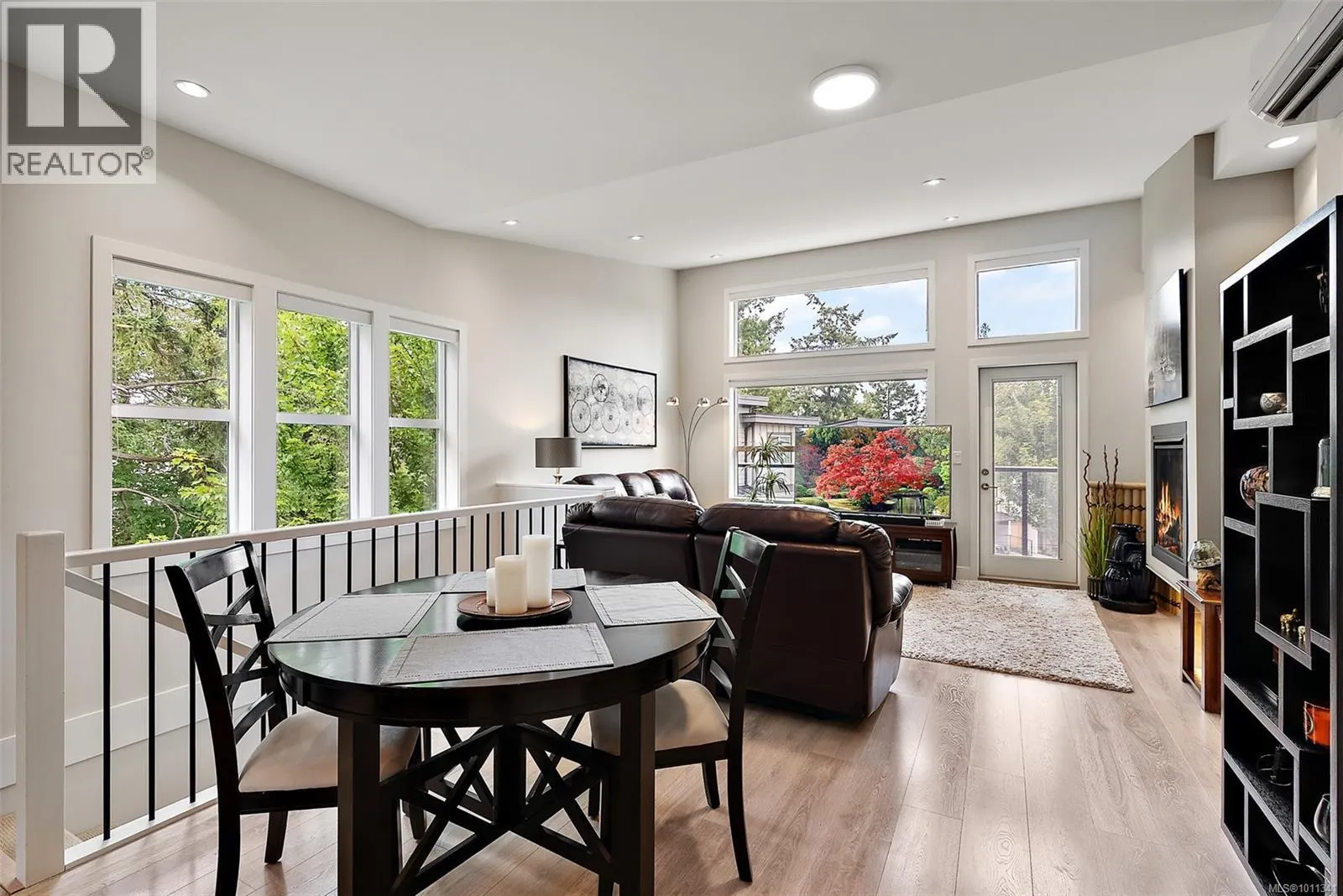 2202 Echo Valley Rise