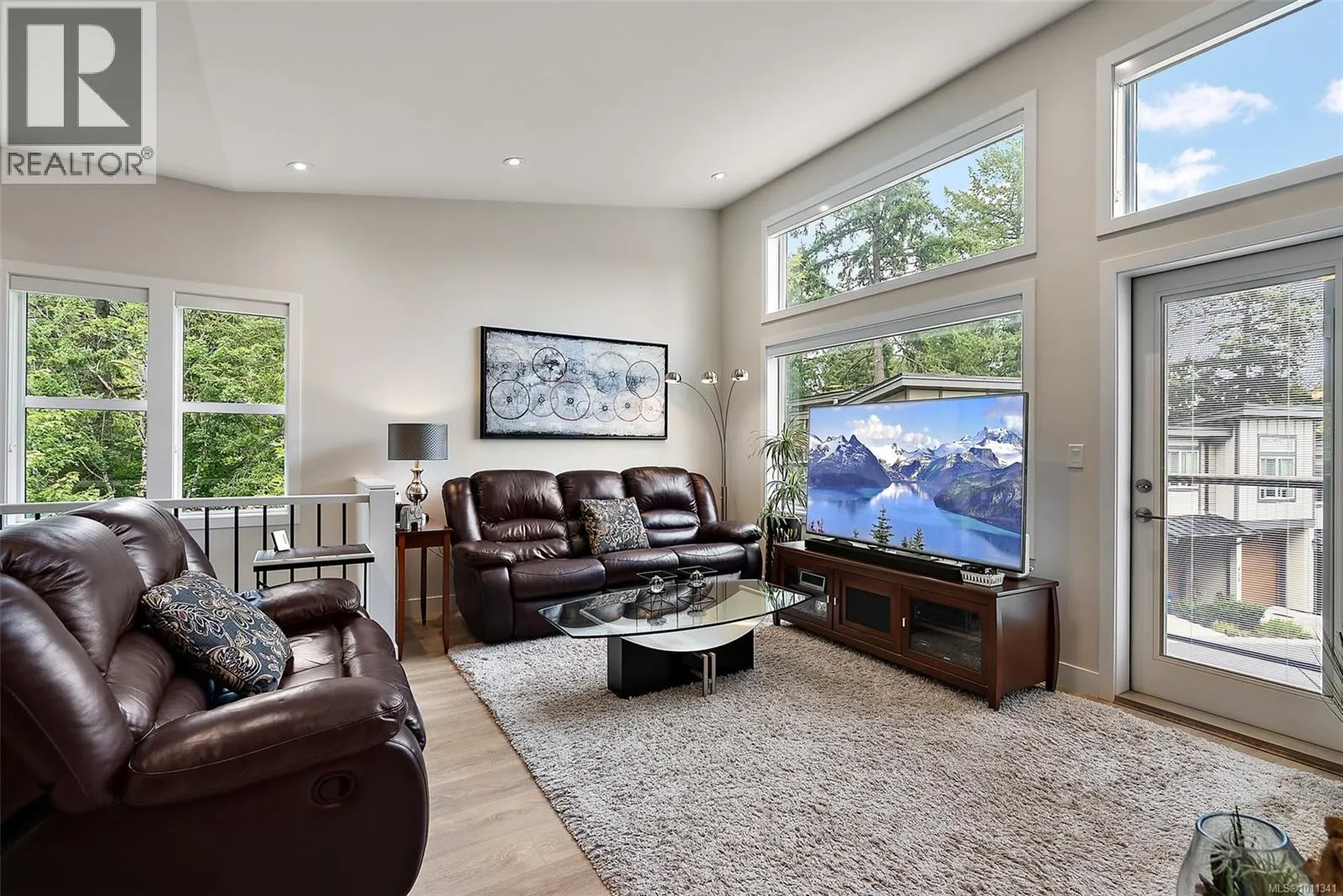 2202 Echo Valley Rise