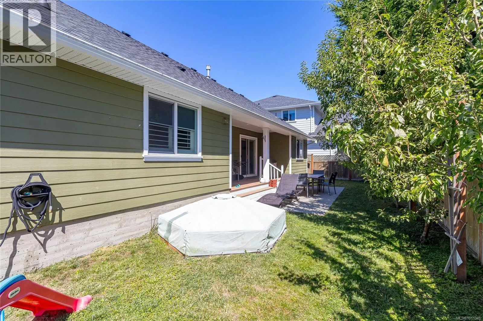 6885 Laura's Lane