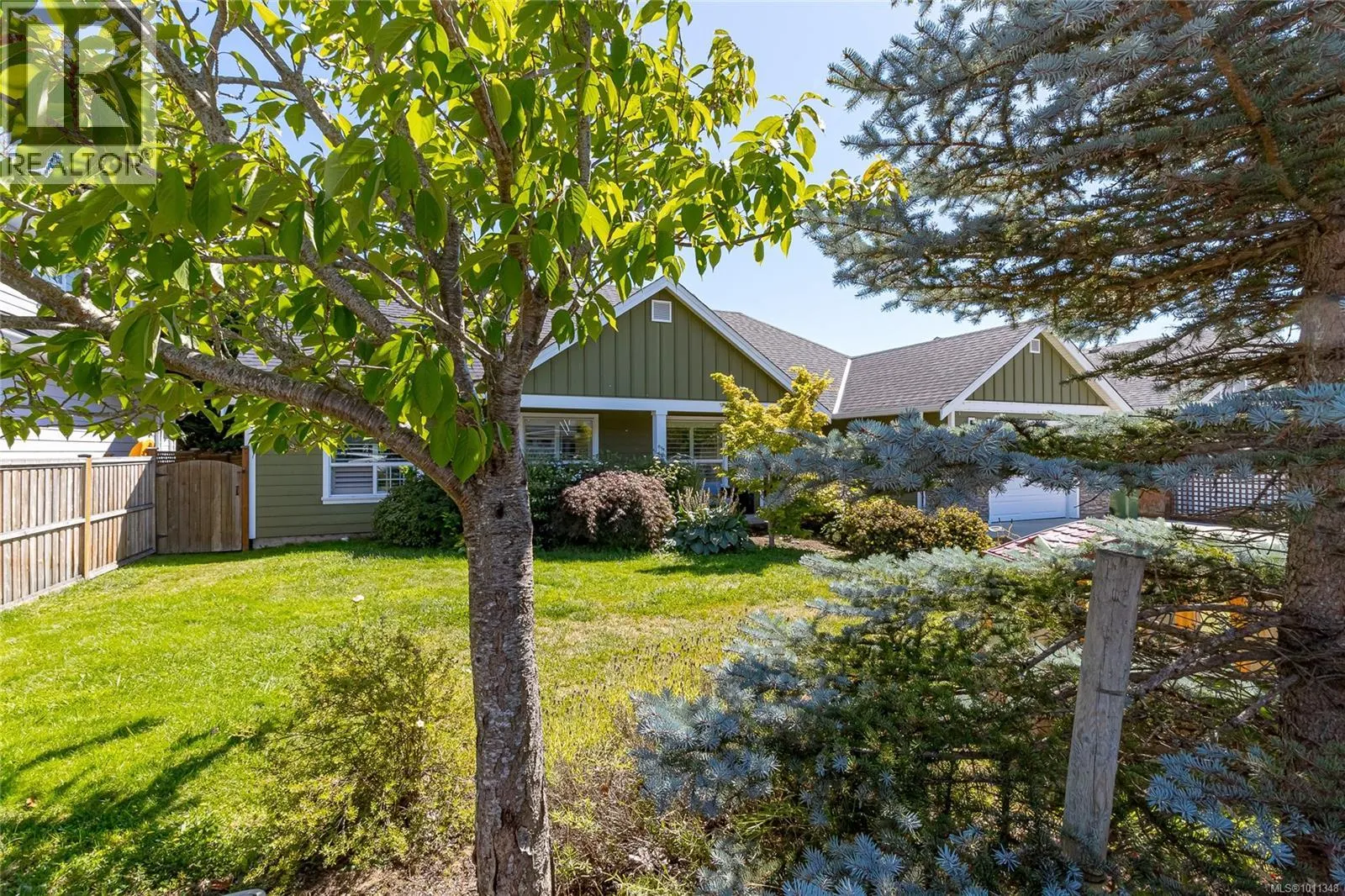6885 Laura's Lane