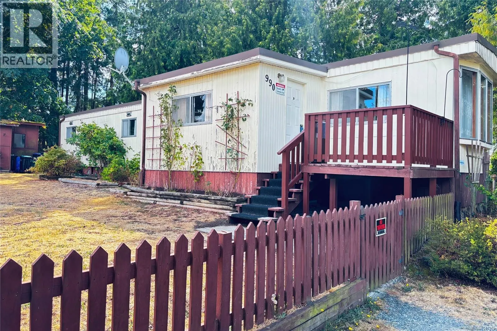990 Riley Rd