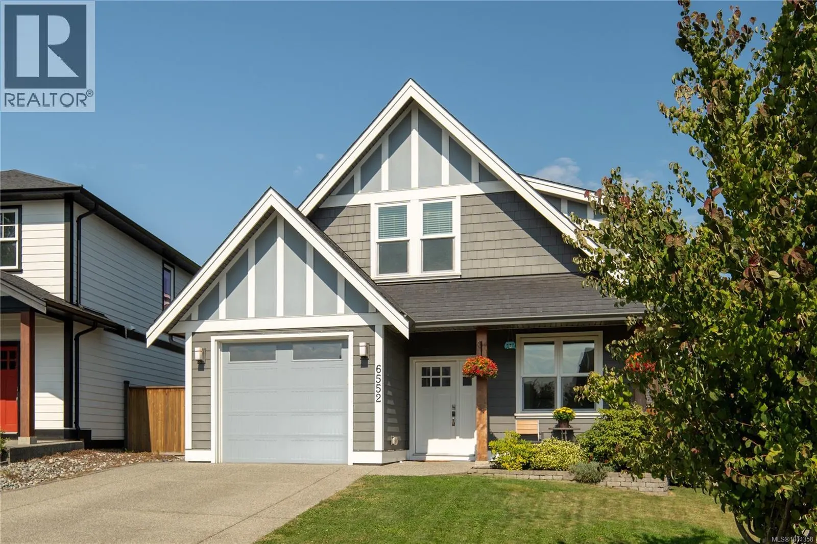 6552 Arranwood Dr
