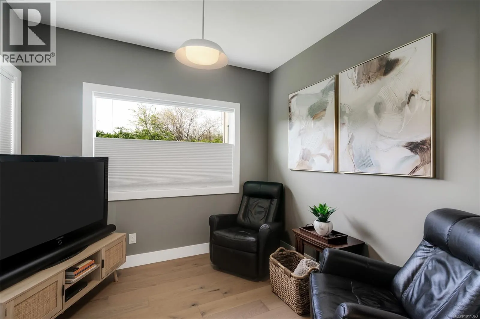 9350 East Saanich Rd