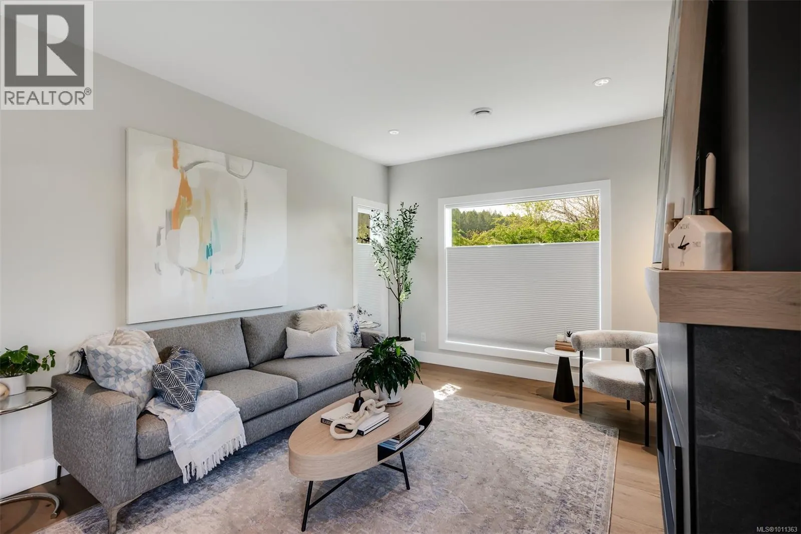 9350 East Saanich Rd