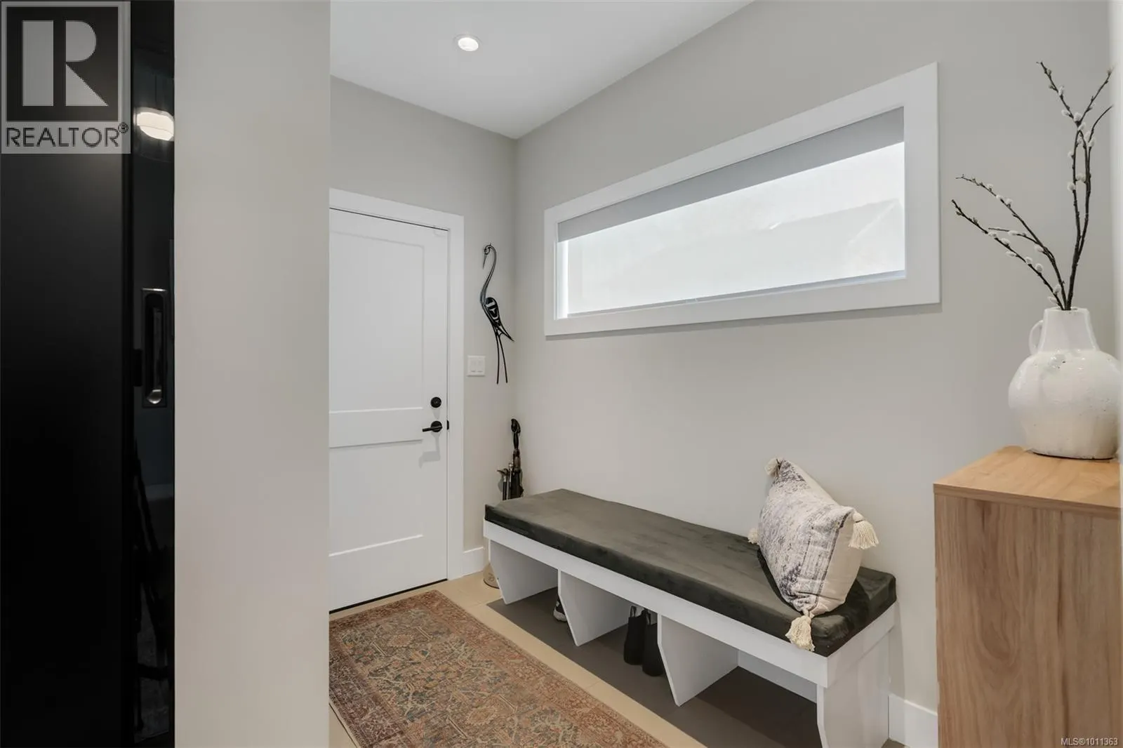 9350 East Saanich Rd