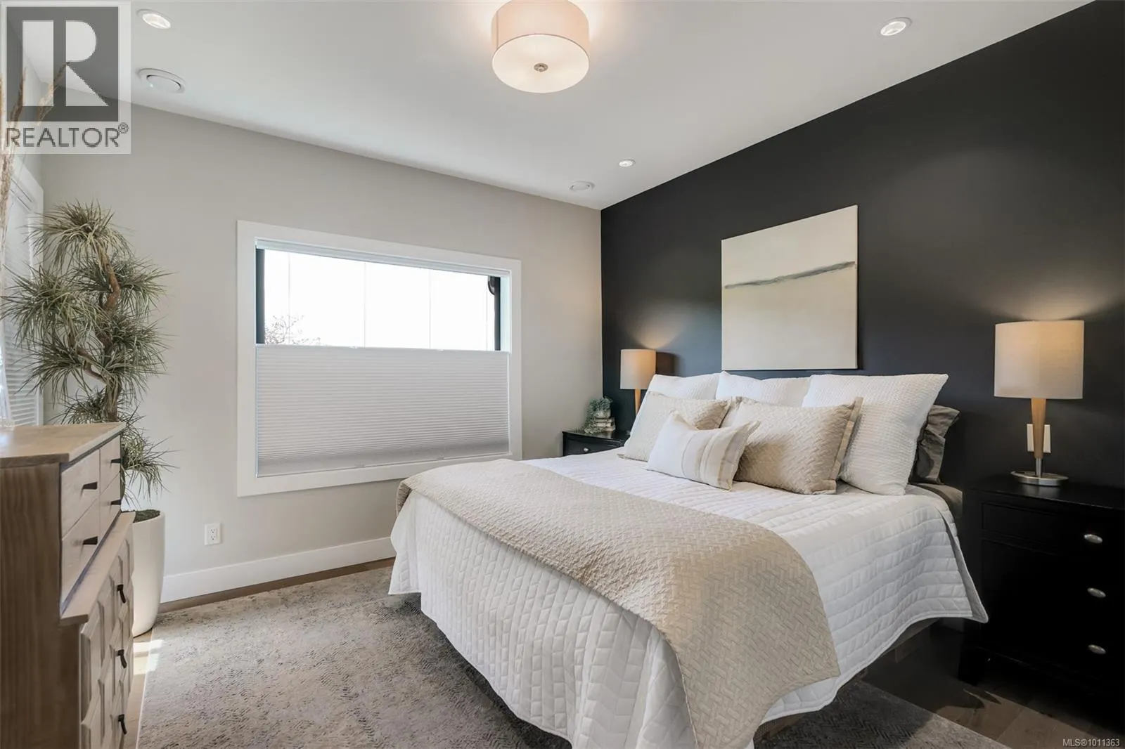 9350 East Saanich Rd