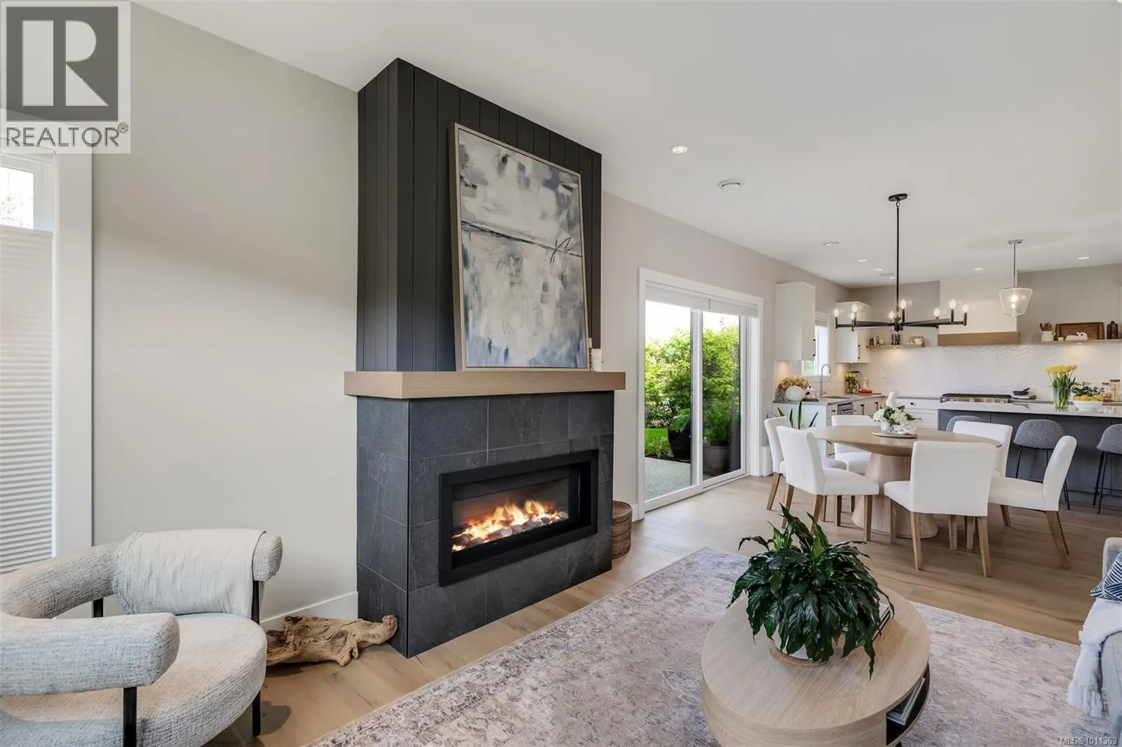 9350 East Saanich Rd