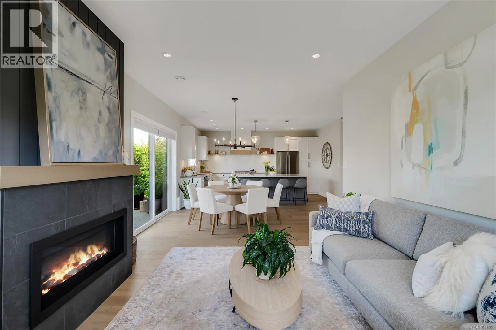 9350 East Saanich Rd