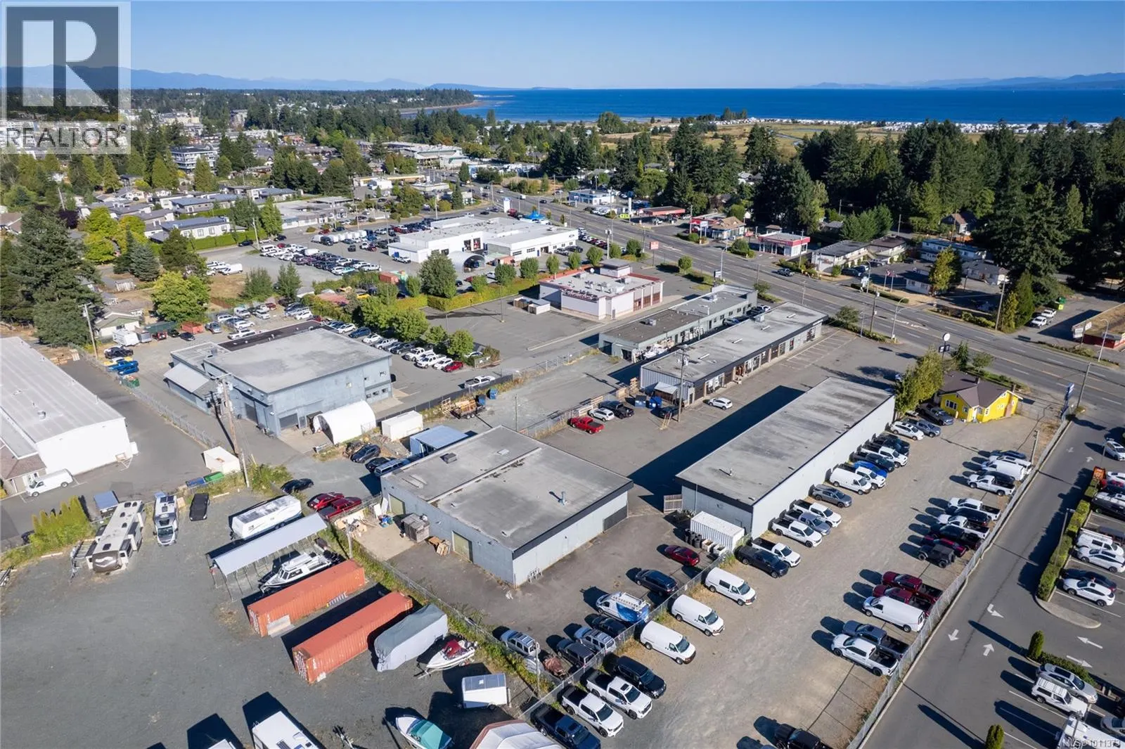 464 Island Hwy E