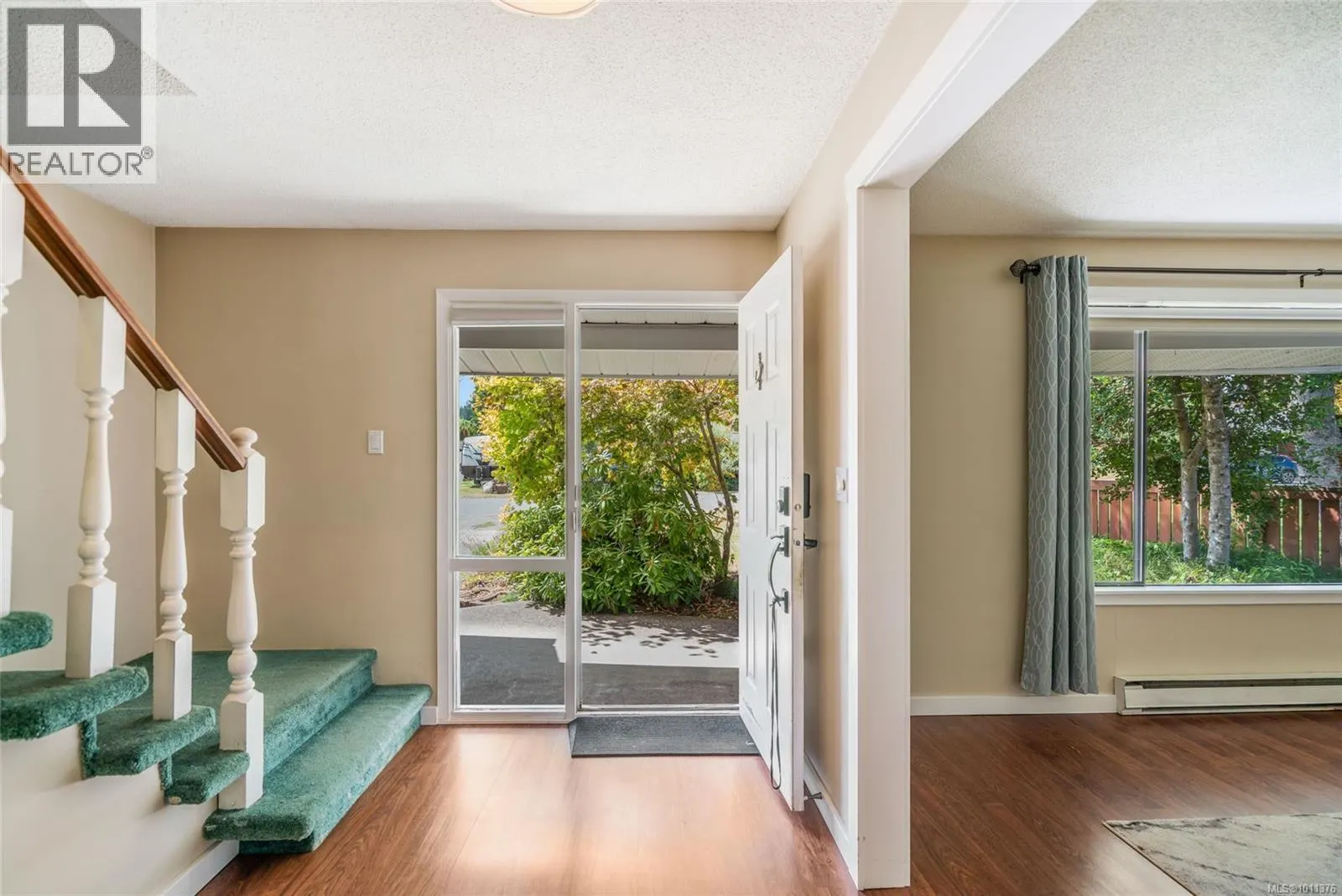 338 McKinnon St
