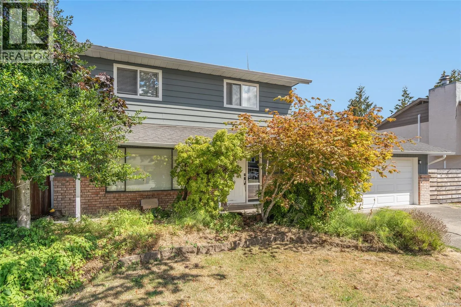 338 McKinnon St