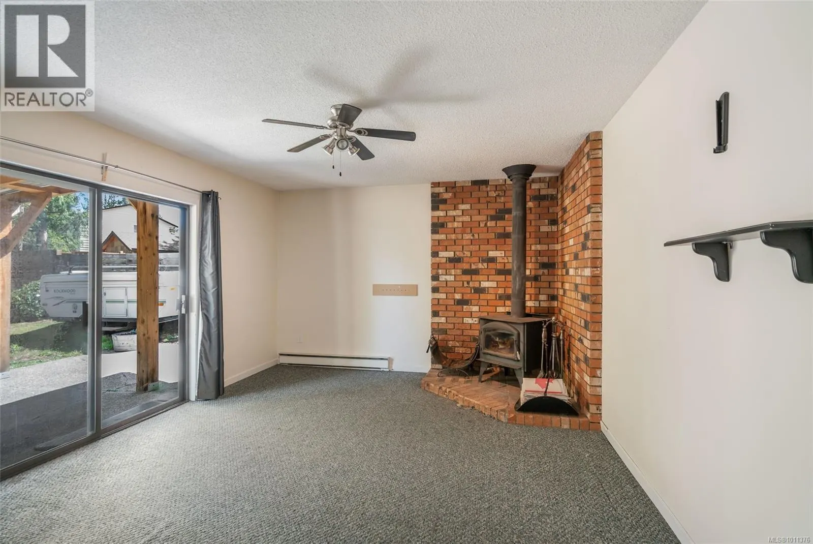 338 McKinnon St