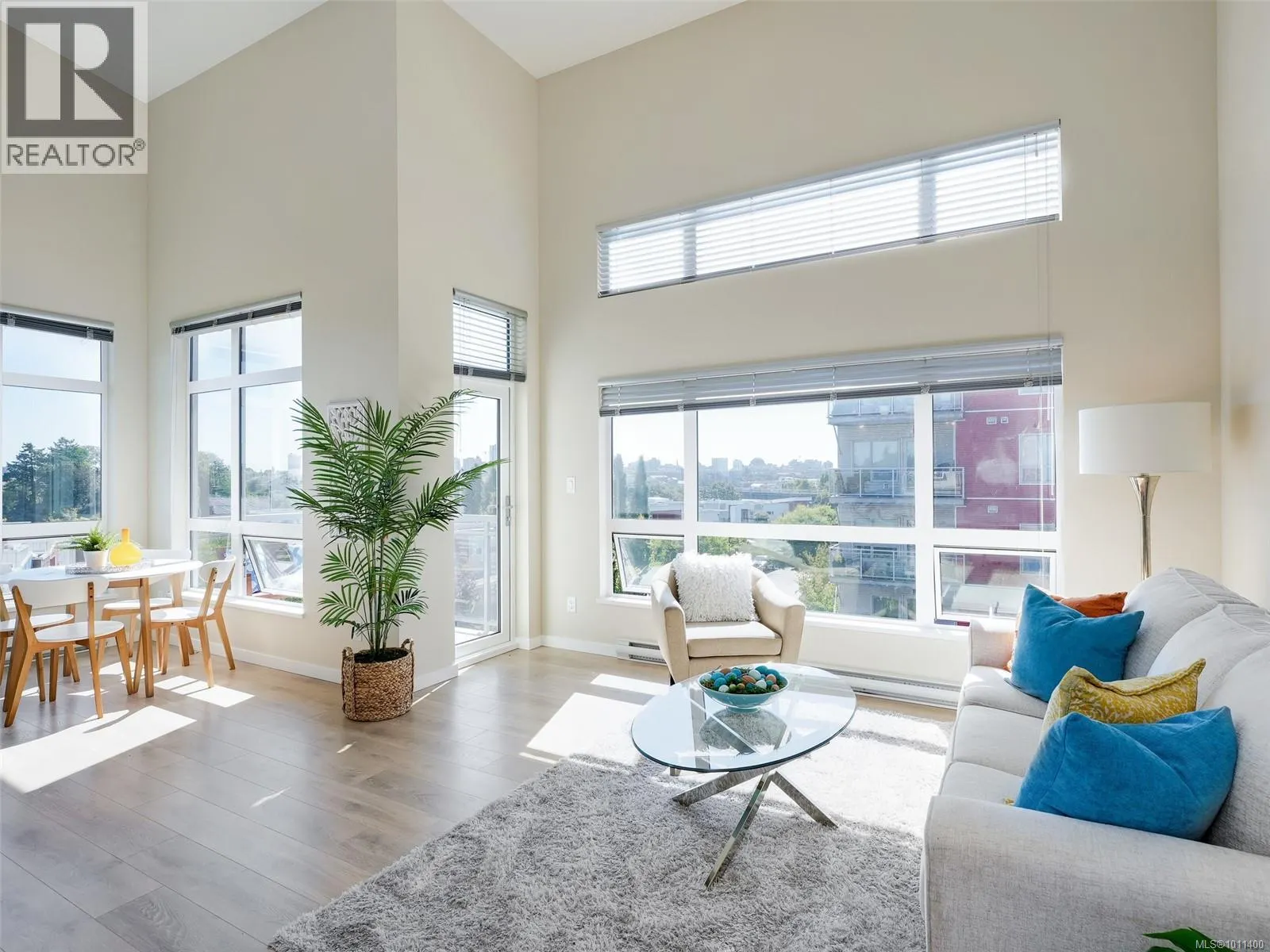 310 787 Tyee Rd