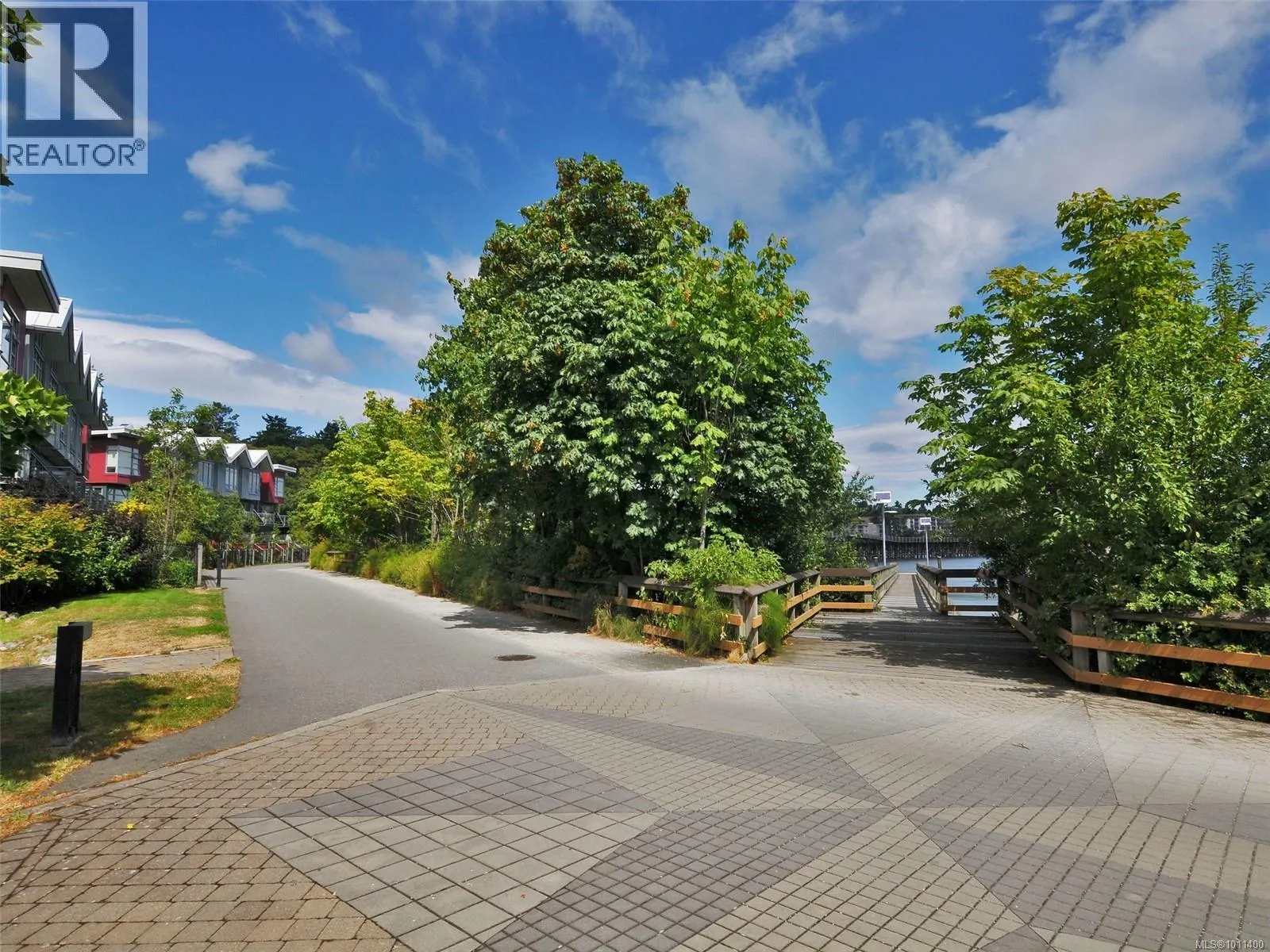 310 787 Tyee Rd