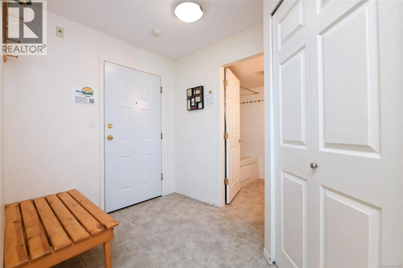 217 1320 Henry Rd