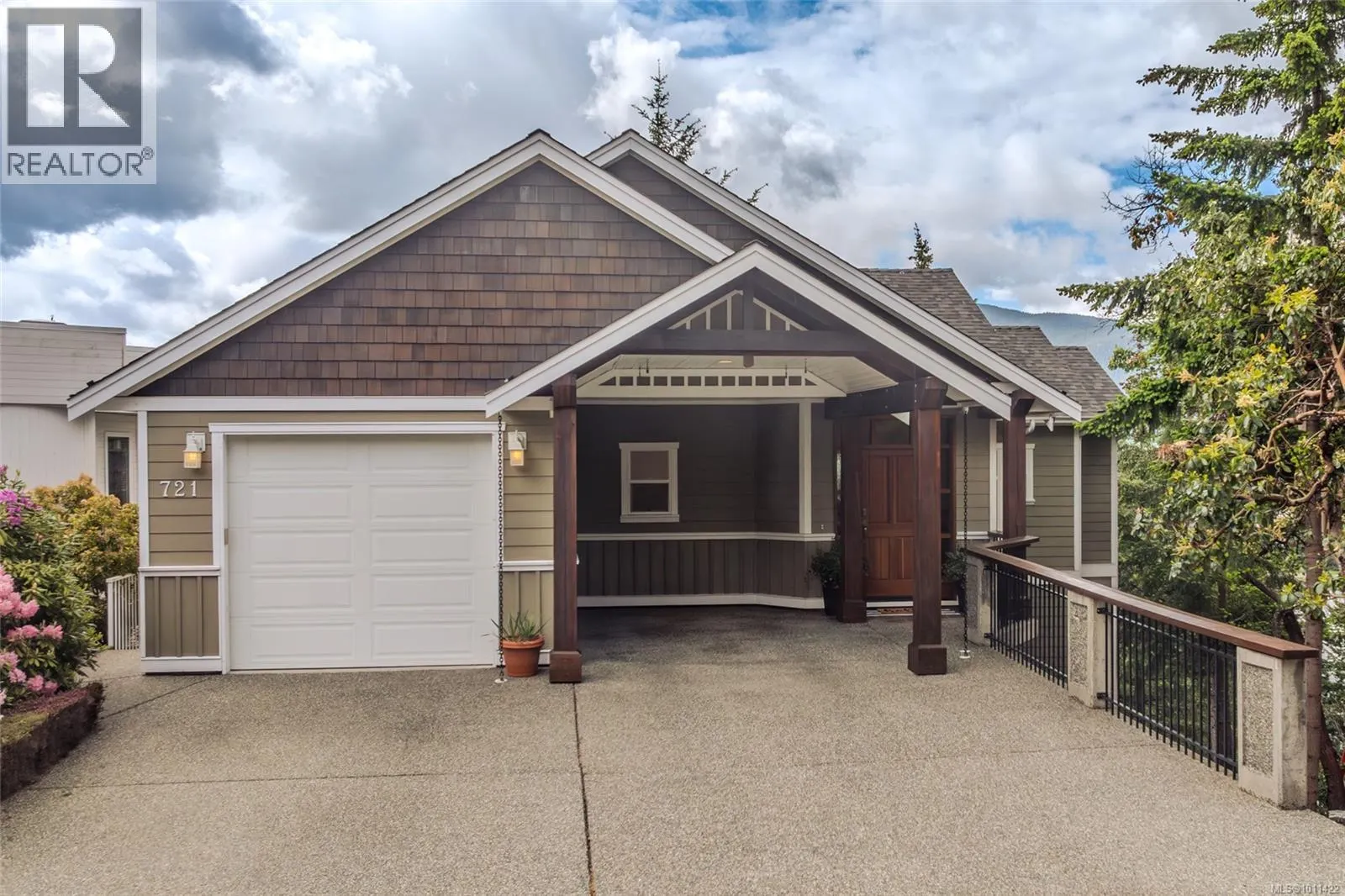 721 Quail Pl