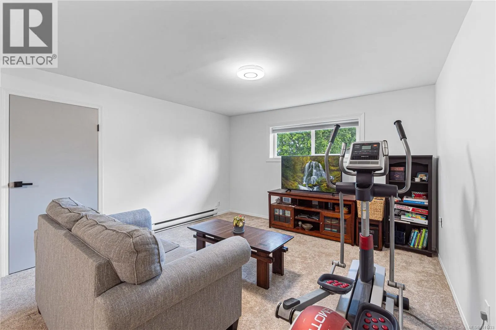 673 Howard Ave
