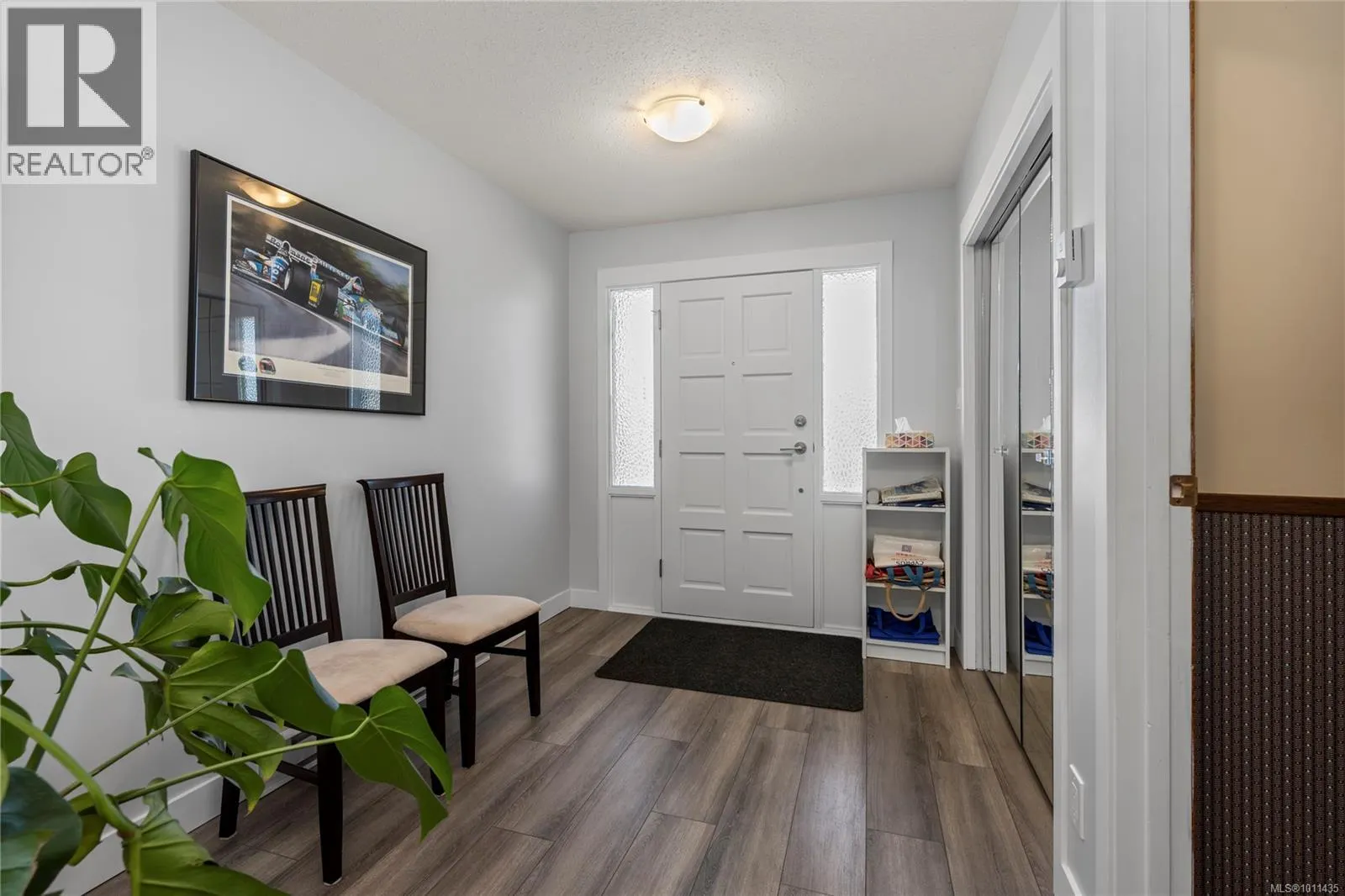 6255 Sechelt Dr