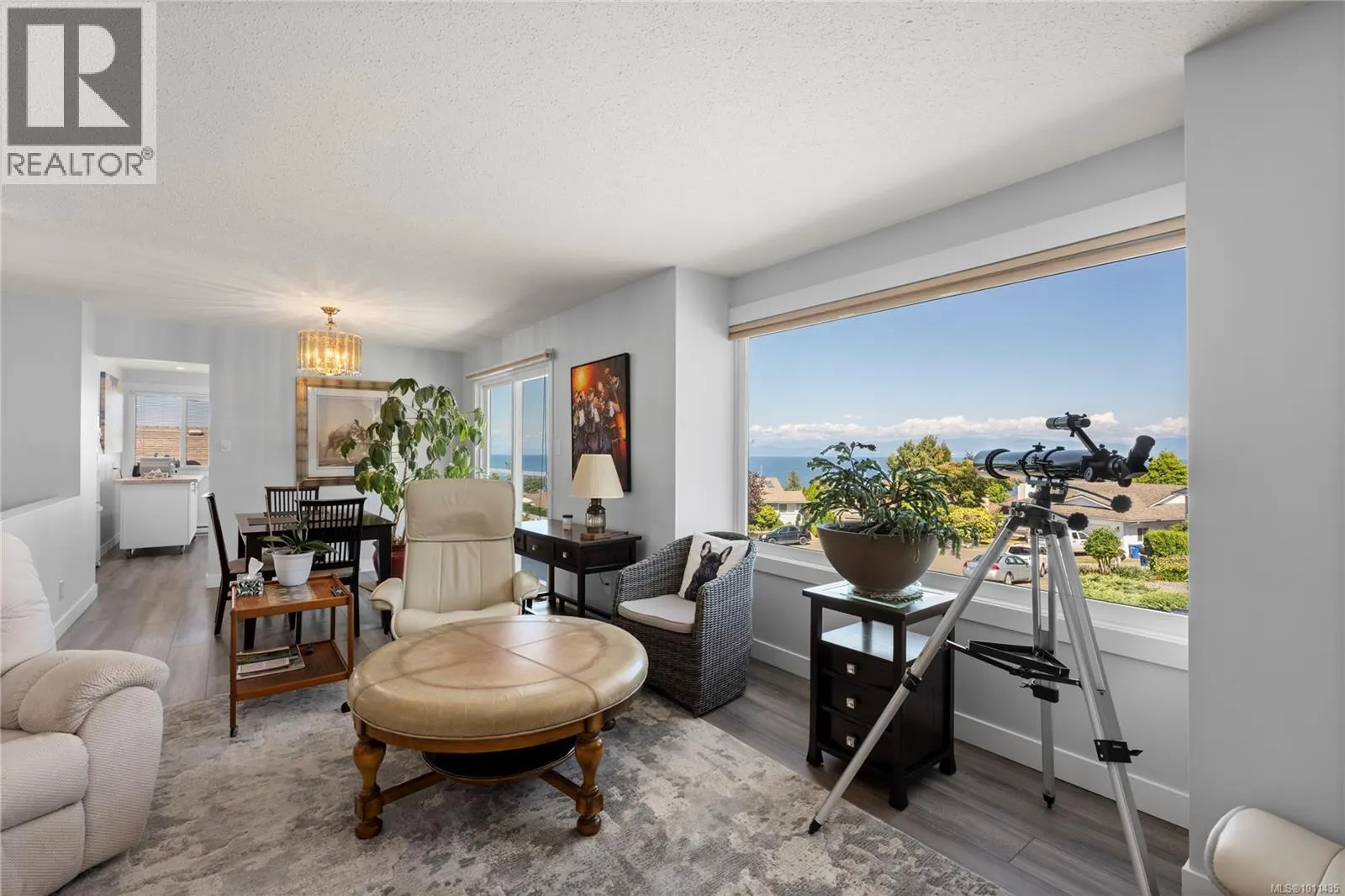 6255 Sechelt Dr