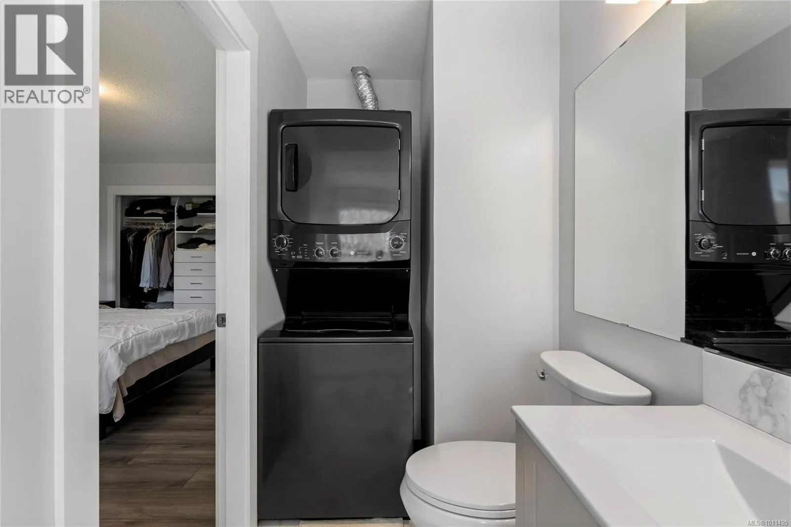 6255 Sechelt Dr