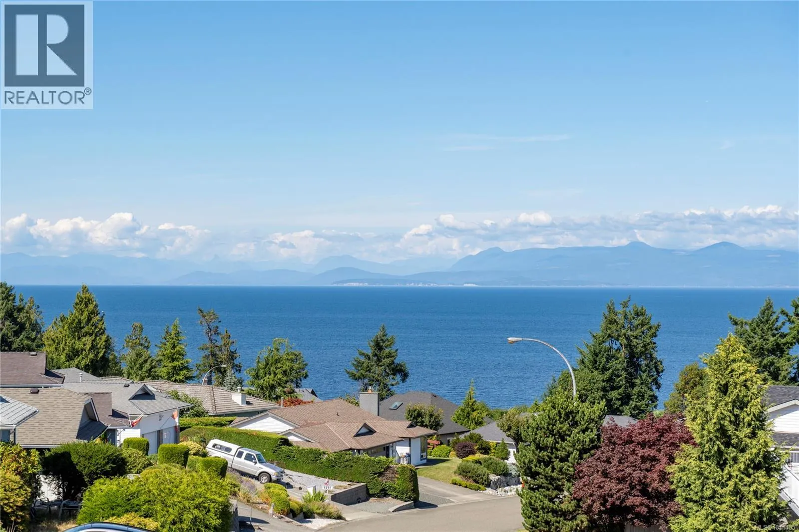 6255 Sechelt Dr