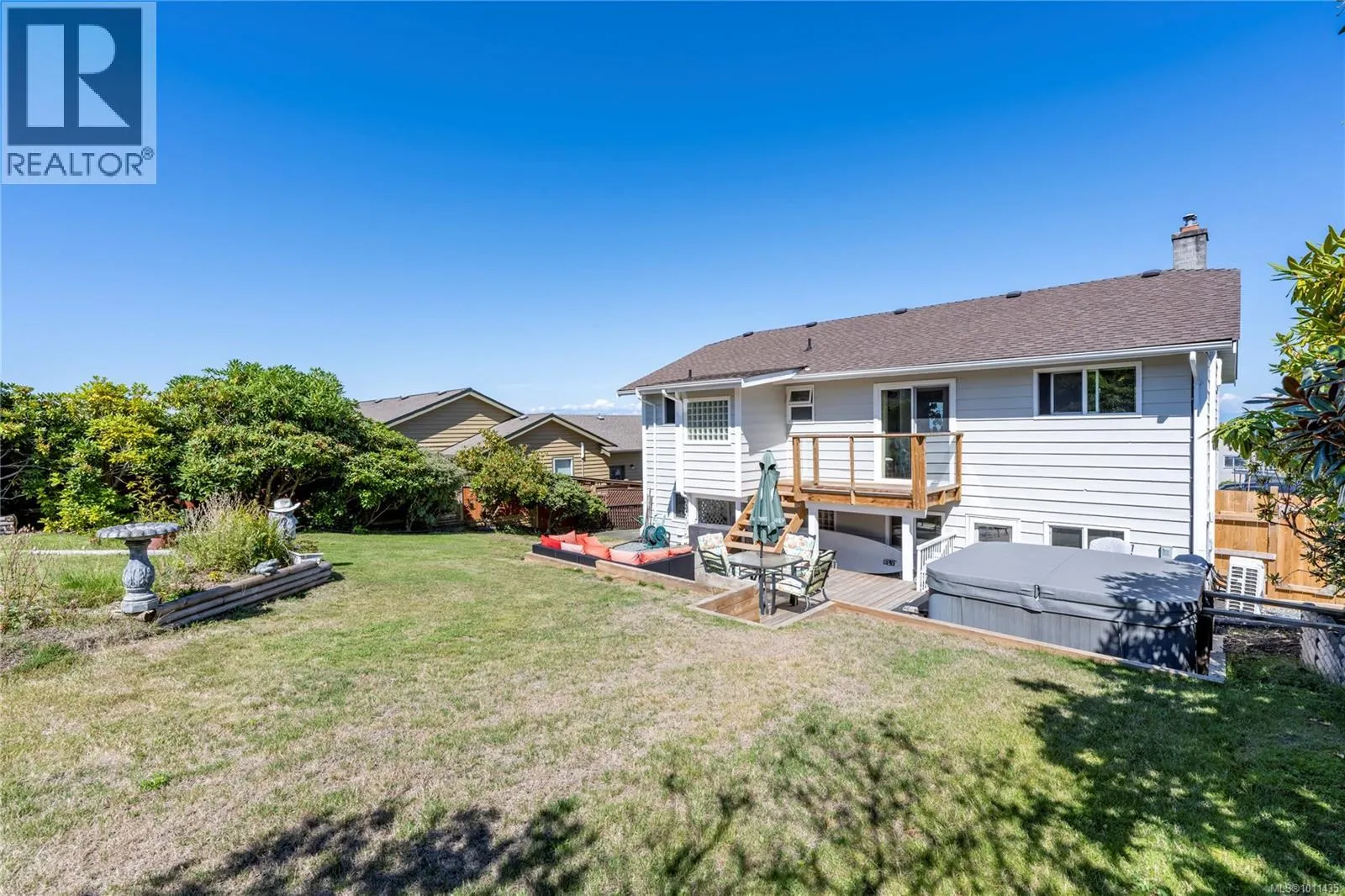 6255 Sechelt Dr
