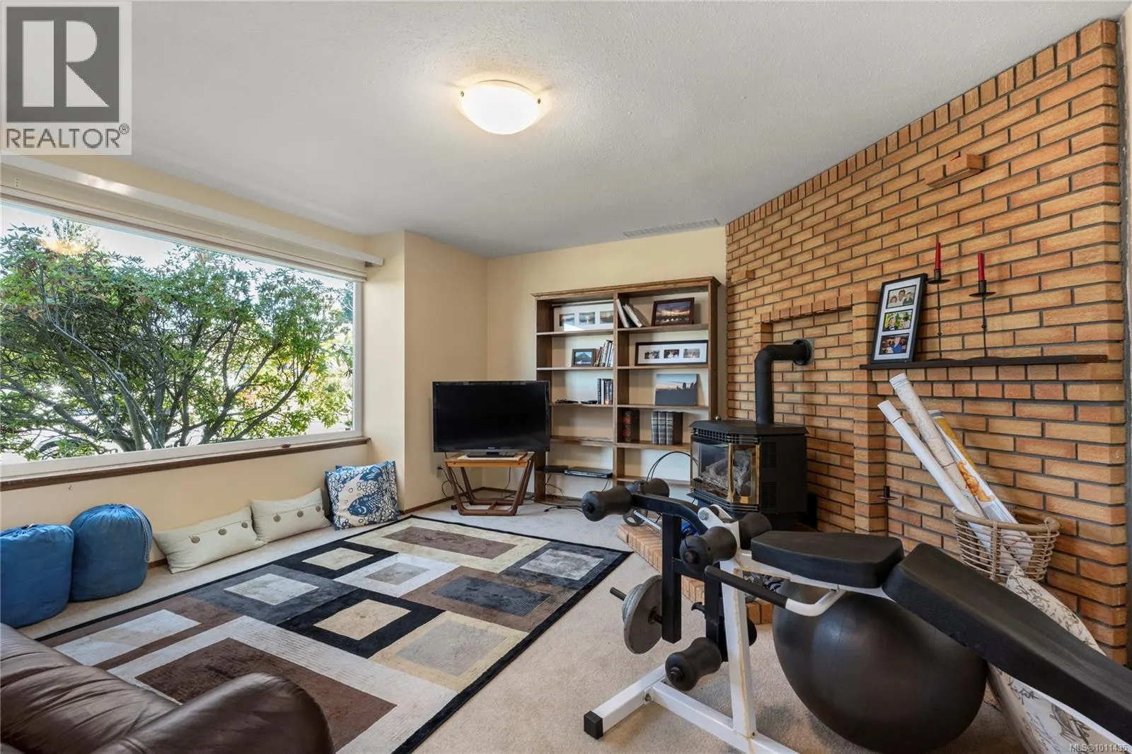 6255 Sechelt Dr