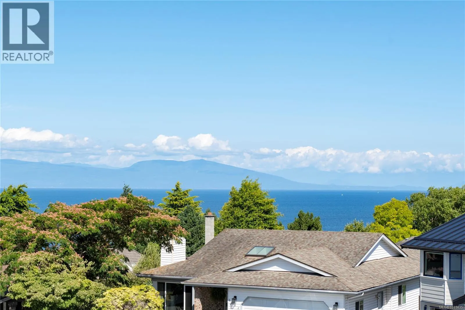 6255 Sechelt Dr