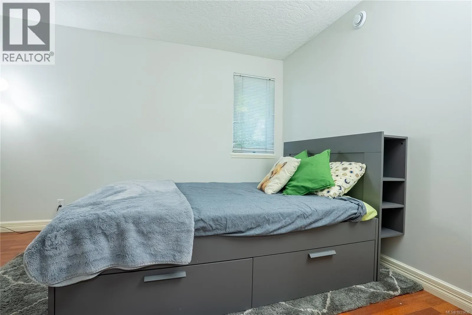101 2710 Grosvenor Rd