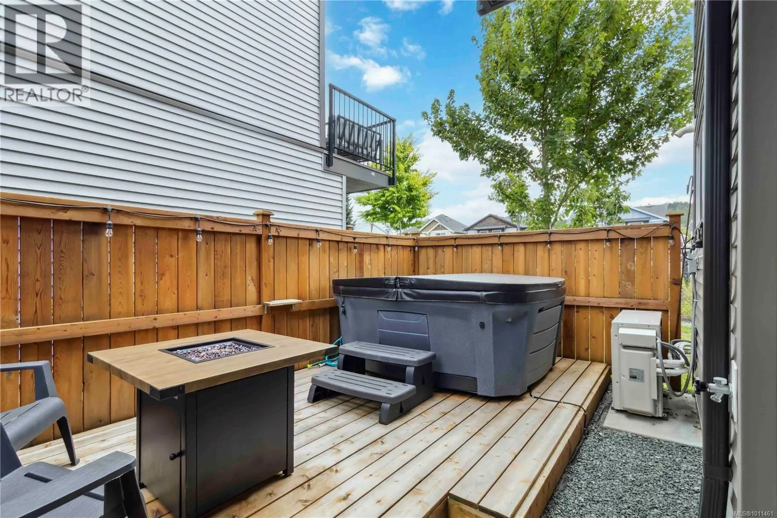 605 3351 Luxton Rd