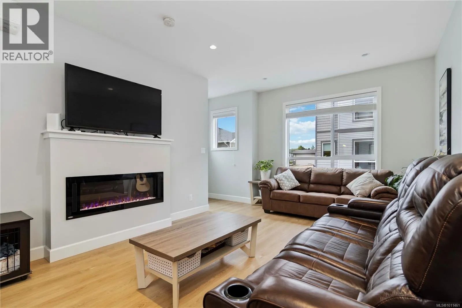 605 3351 Luxton Rd