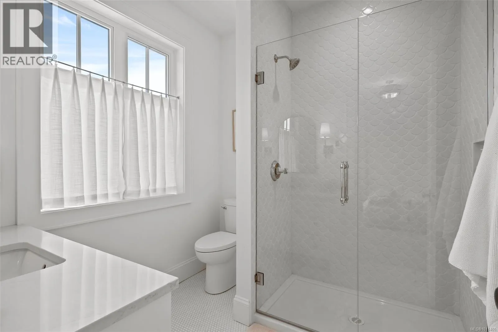 3950 Sequoia Pl