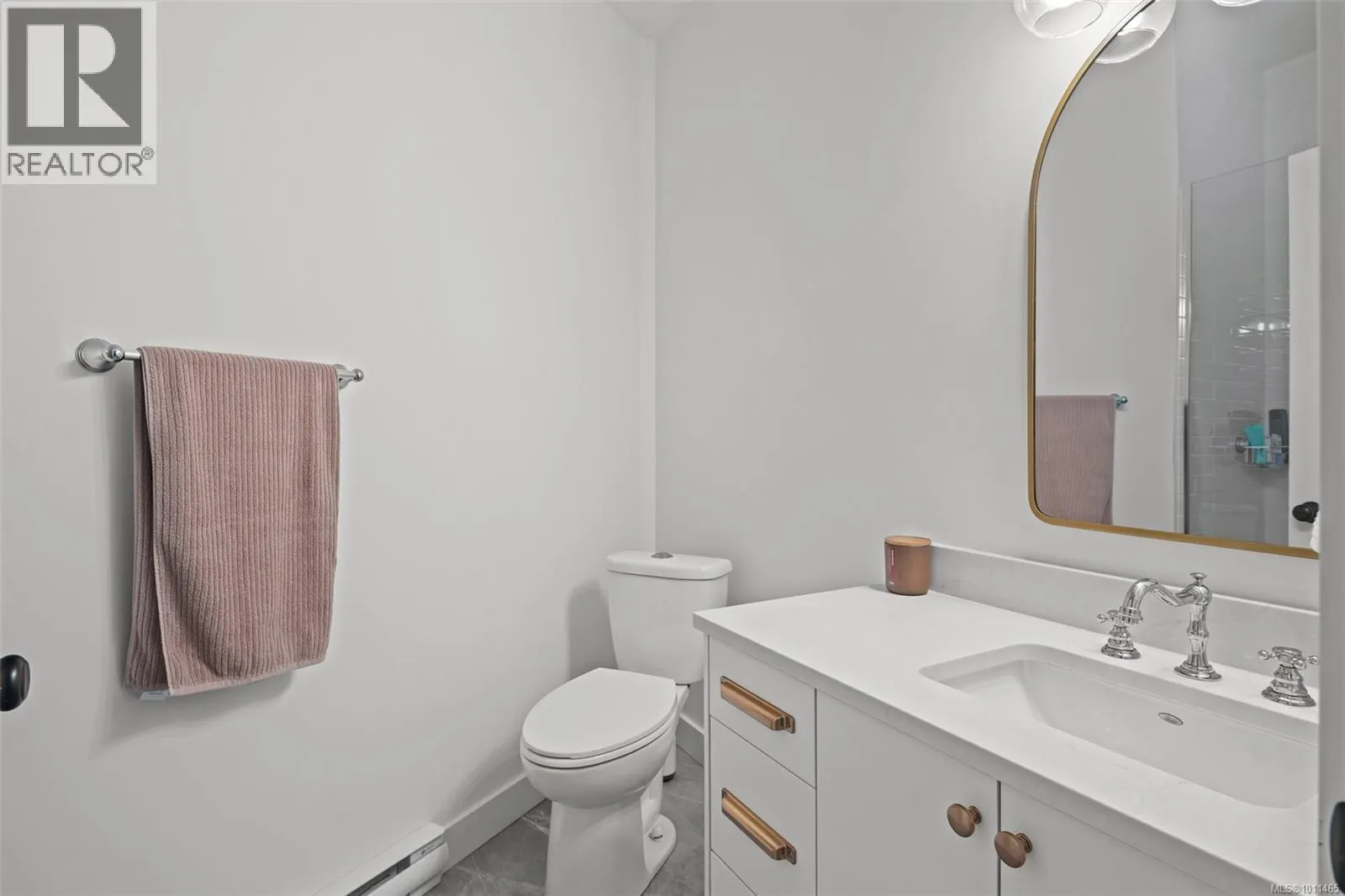 3950 Sequoia Pl