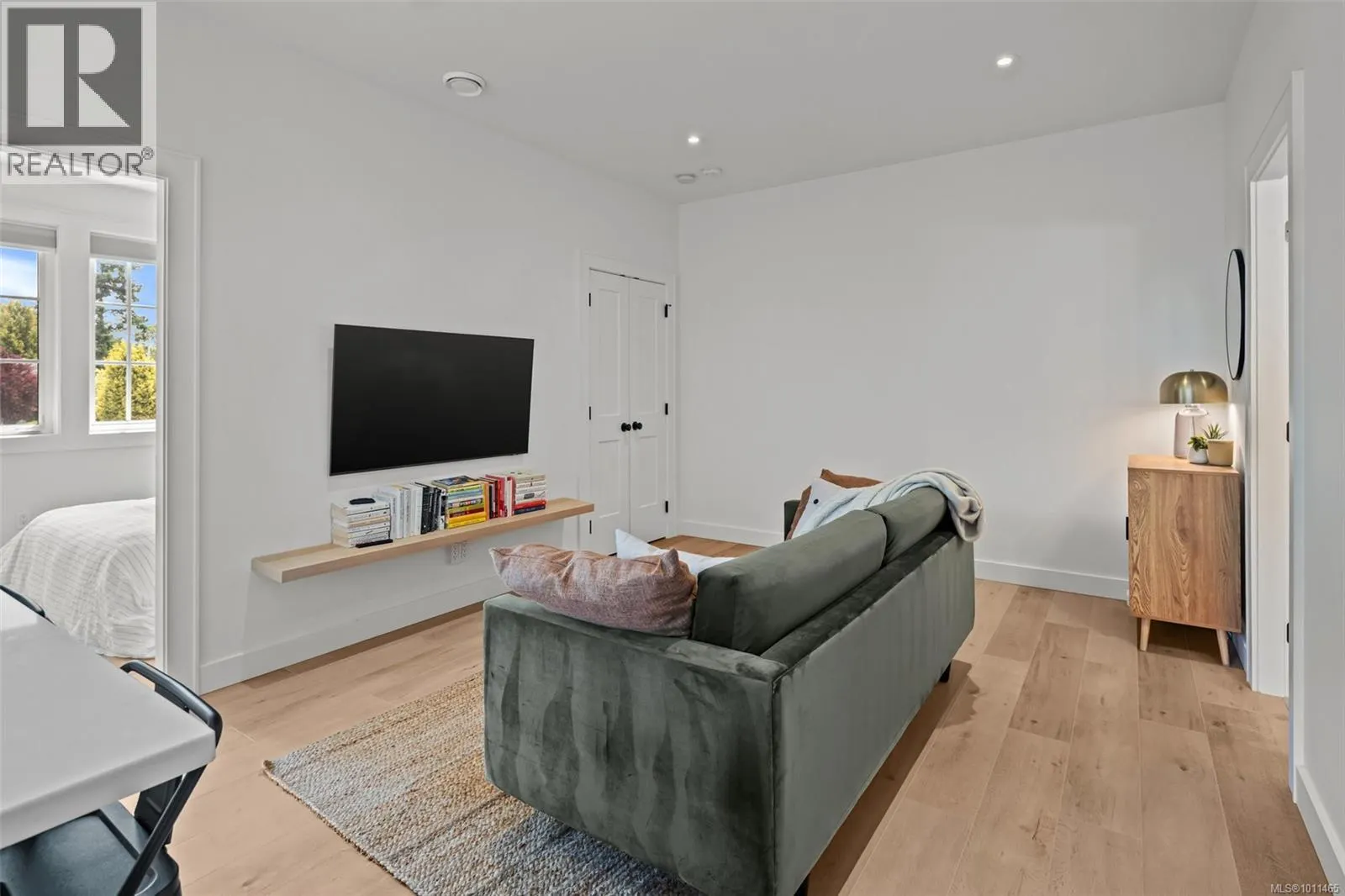 3950 Sequoia Pl