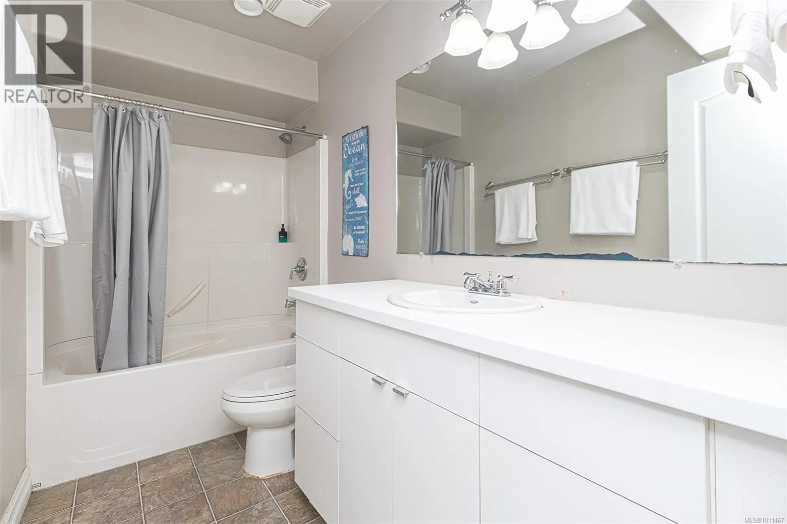 4566 Gordon Point Dr