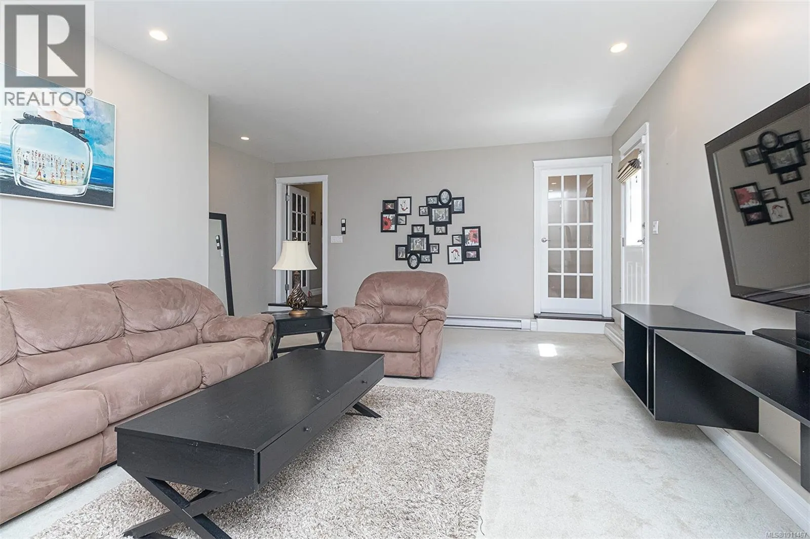 4566 Gordon Point Dr