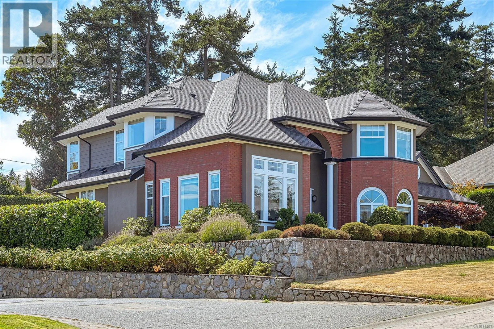 4566 Gordon Point Dr